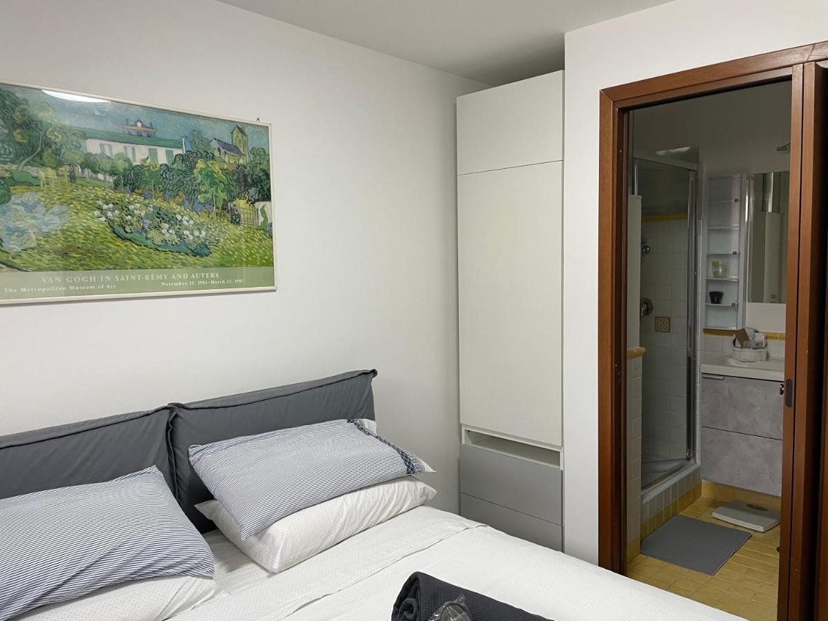 In&Out Apartment - Mostacciano, Eur Roma Eksteriør bilde