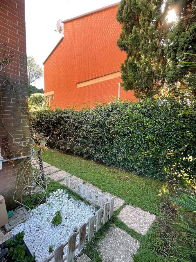 In&Out Apartment - Mostacciano, Eur Roma Eksteriør bilde
